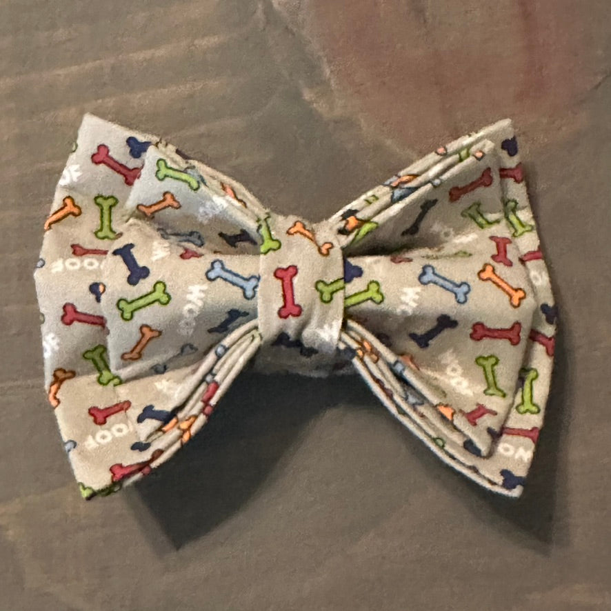 Woof & Bones Bow Tie