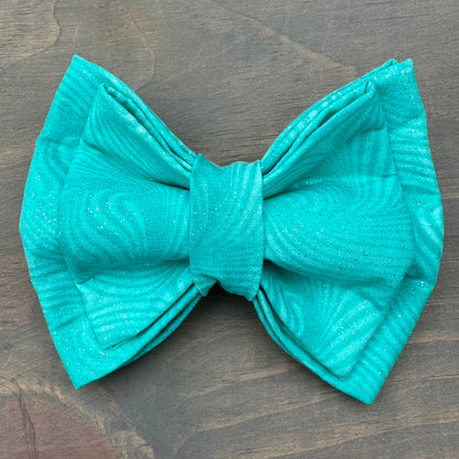 Sparkling Turquoise Swirls Bow Tie