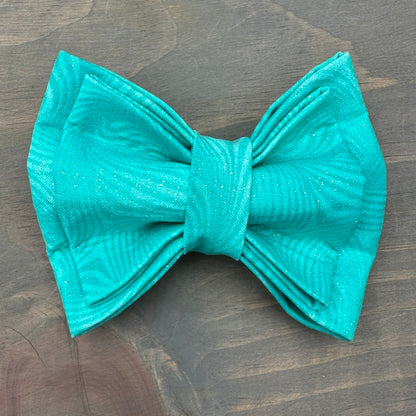 Sparkling Turquoise Swirls Bow Tie