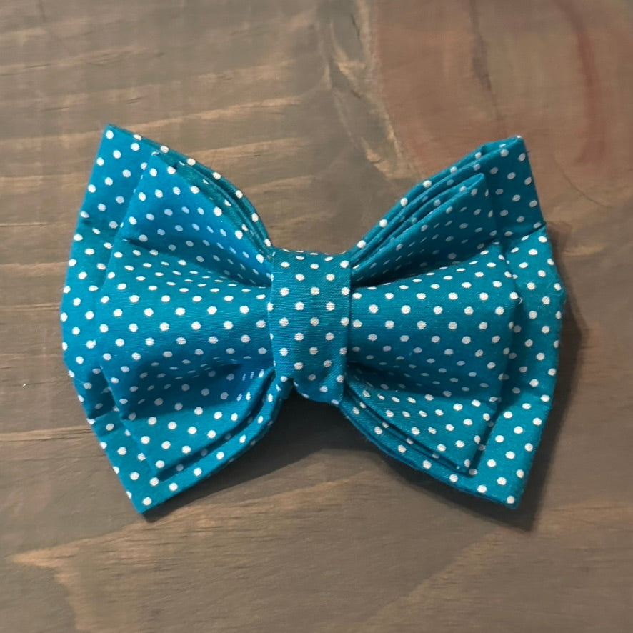 Spotted Teal Bow Tie