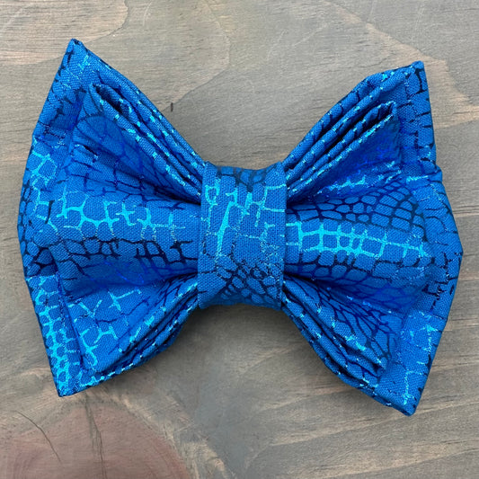 Shimmy Gator Bow Tie