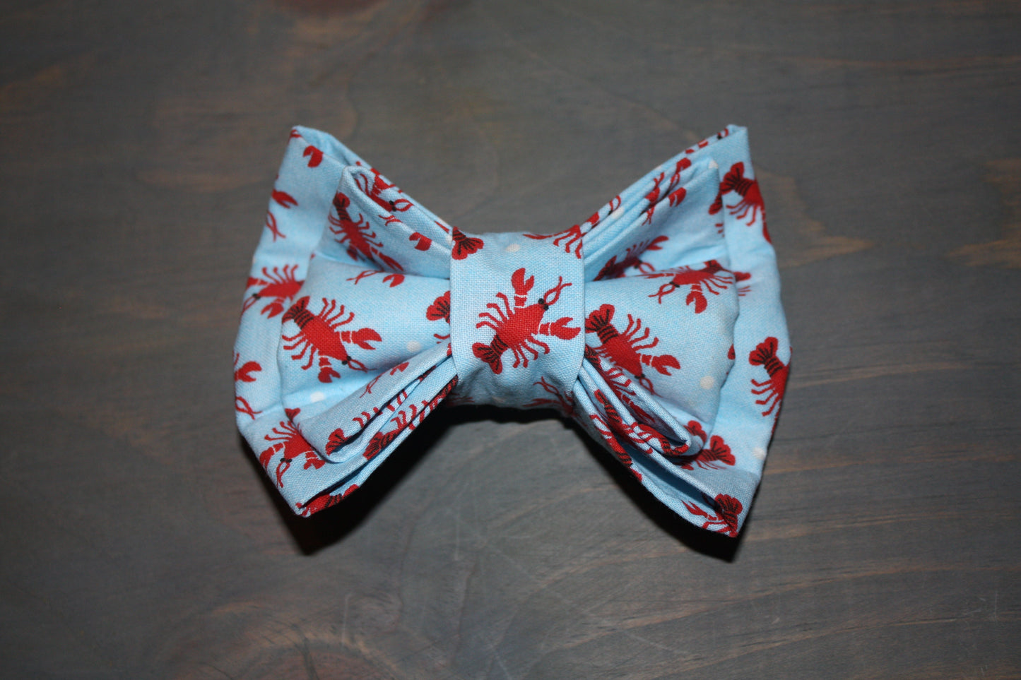 Ragin' Cajun Crawfish Bow Tie